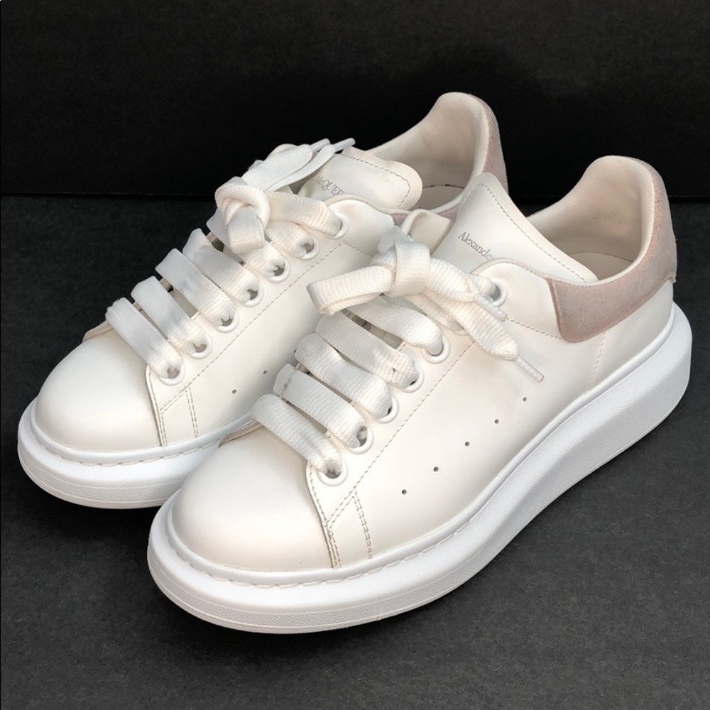 Alexander McQueen Leather Lace-Up Platform Sneaker